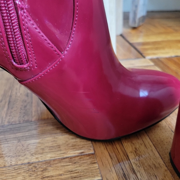 Call it Spring 7.5 Red Boots Perfect for Fall! - Picture 5 of 5